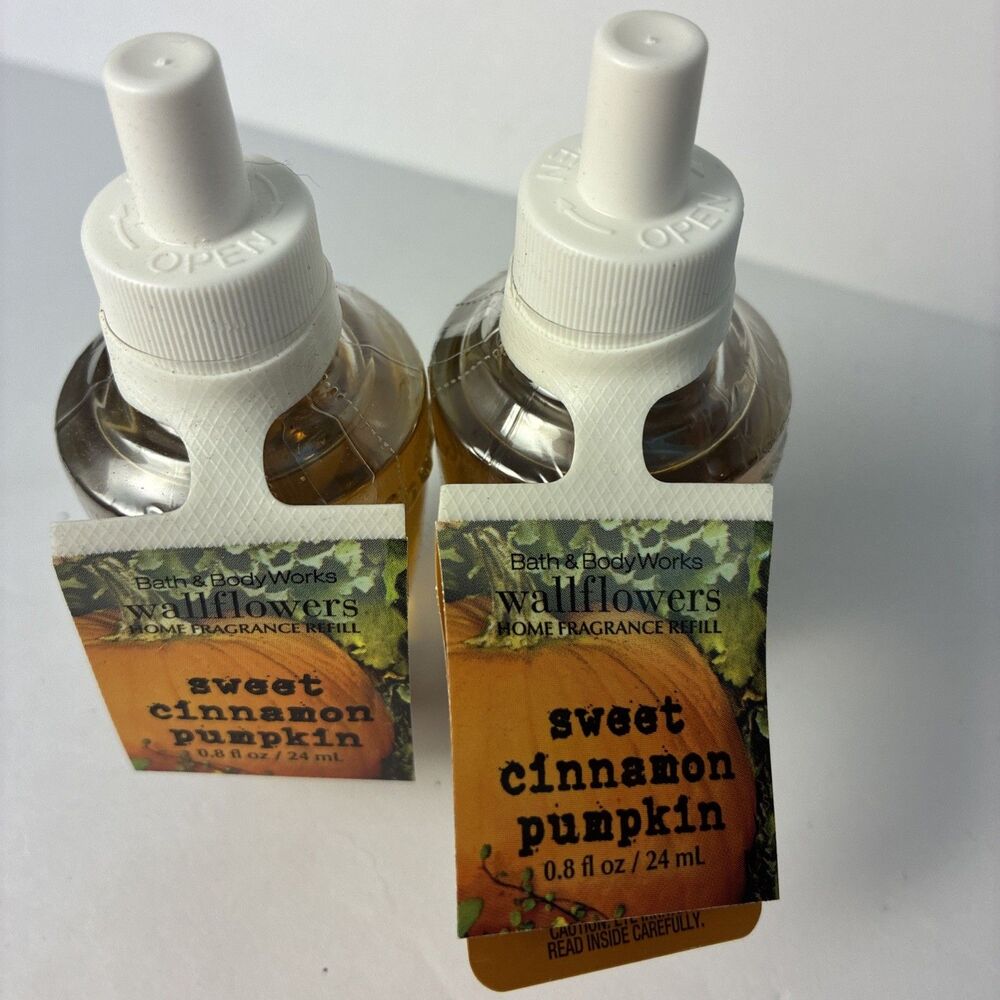 2 BATH & BODY WORKS SWEET CINNAMON PUMPKIN WALLFLOWER FRAGRANCE REFILL BULB PLUG